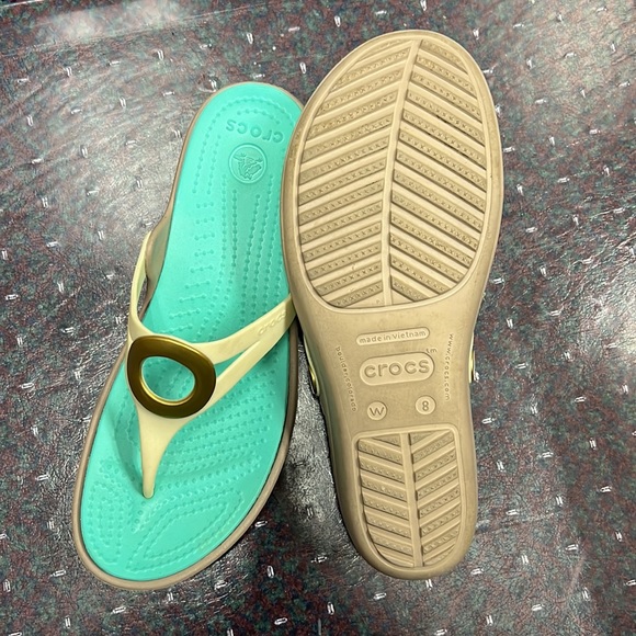 CROCS Shoes Croc Wedge Flip Flops Size 8 Poshmark